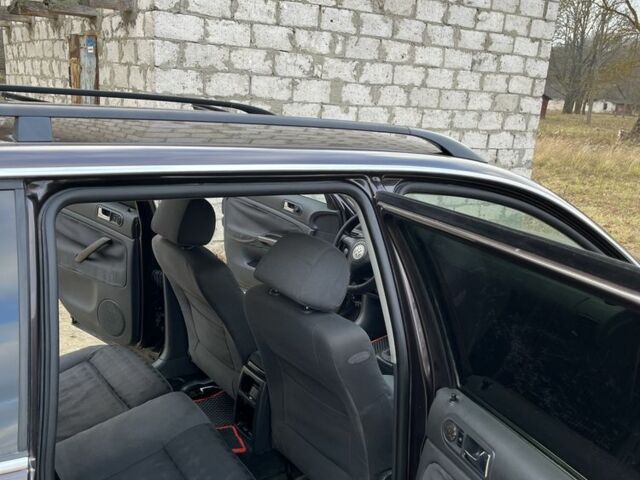 Фіолетовий Фольксваген Пассат Варіант, об'ємом двигуна 1.9 л та пробігом 310 тис. км за 4450 $, фото 19 на Automoto.ua