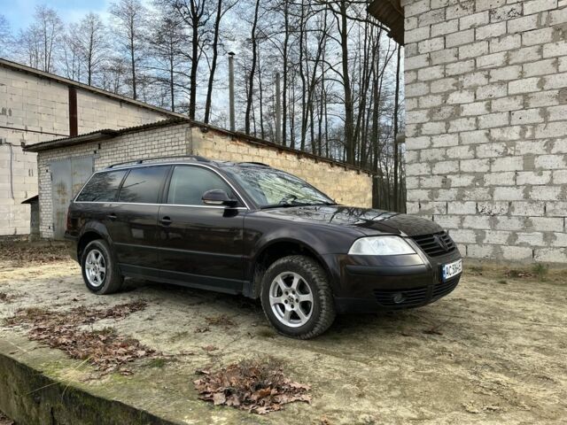 Фіолетовий Фольксваген Пассат Варіант, об'ємом двигуна 1.9 л та пробігом 310 тис. км за 4450 $, фото 4 на Automoto.ua