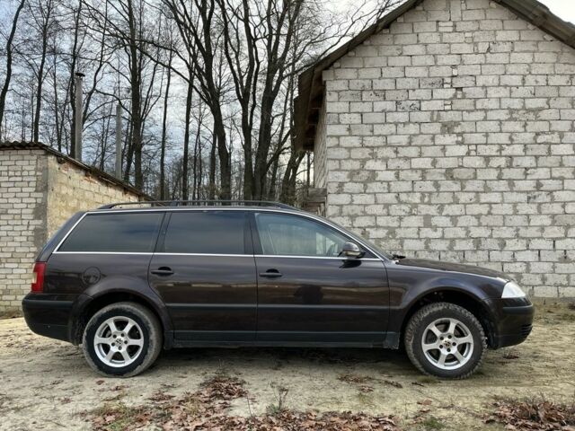 Фіолетовий Фольксваген Пассат Варіант, об'ємом двигуна 1.9 л та пробігом 310 тис. км за 4450 $, фото 2 на Automoto.ua