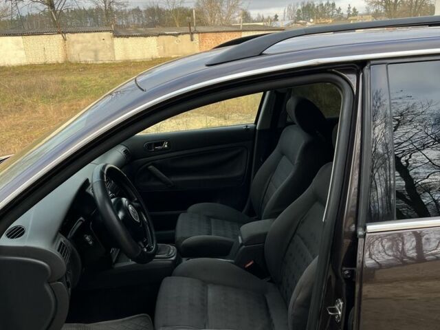 Фіолетовий Фольксваген Пассат Варіант, об'ємом двигуна 1.9 л та пробігом 310 тис. км за 4450 $, фото 12 на Automoto.ua