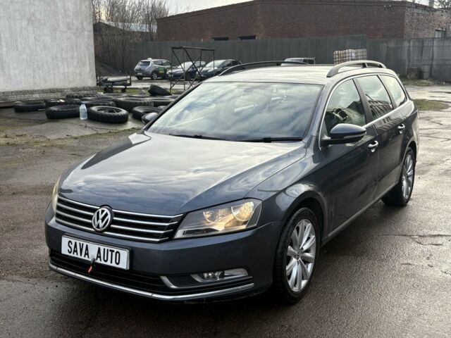 Фіолетовий Фольксваген Пассат Варіант, об'ємом двигуна 2 л та пробігом 149 тис. км за 4200 $, фото 2 на Automoto.ua