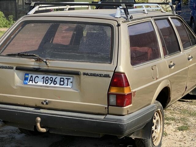 Коричневий Фольксваген Пассат Варіант, об'ємом двигуна 1.6 л та пробігом 200 тис. км за 1550 $, фото 1 на Automoto.ua