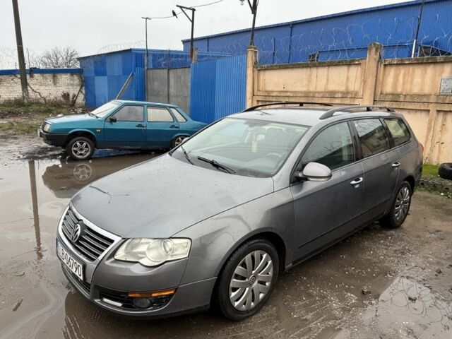 Коричневый Фольксваген Пассат Вариант, объемом двигателя 1.9 л и пробегом 325 тыс. км за 2792 $, фото 2 на Automoto.ua