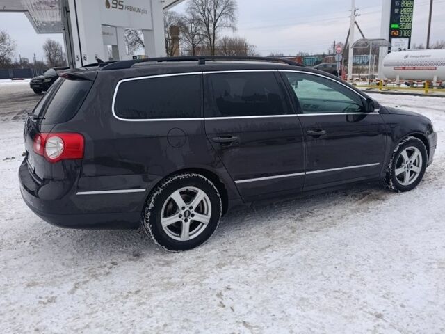 Коричневий Фольксваген Пассат Варіант, об'ємом двигуна 2 л та пробігом 241 тис. км за 6300 $, фото 2 на Automoto.ua