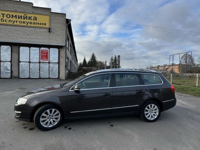 Коричневый Фольксваген Пассат Вариант, объемом двигателя 2 л и пробегом 281 тыс. км за 5299 $, фото 8 на Automoto.ua