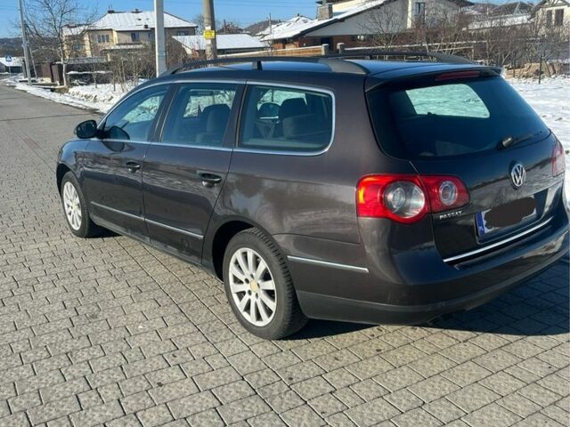 Коричневый Фольксваген Пассат Вариант, объемом двигателя 0 л и пробегом 300 тыс. км за 2200 $, фото 3 на Automoto.ua