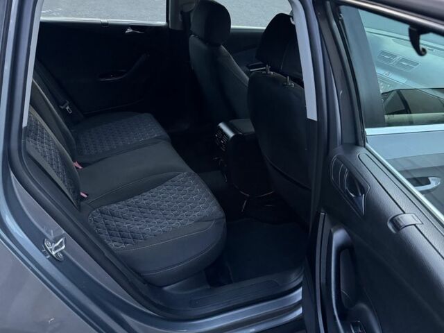 Коричневий Фольксваген Пассат Варіант, об'ємом двигуна 2 л та пробігом 250 тис. км за 3450 $, фото 16 на Automoto.ua