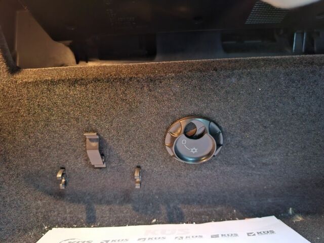 Коричневый Фольксваген Пассат Вариант, объемом двигателя 2 л и пробегом 257 тыс. км за 6999 $, фото 21 на Automoto.ua