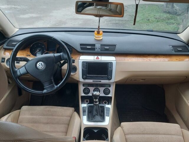 Коричневый Фольксваген Пассат Вариант, объемом двигателя 2 л и пробегом 310 тыс. км за 5700 $, фото 6 на Automoto.ua