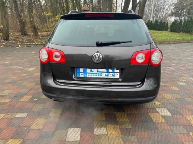 Коричневий Фольксваген Пассат Варіант, об'ємом двигуна 2 л та пробігом 400 тис. км за 2850 $, фото 4 на Automoto.ua