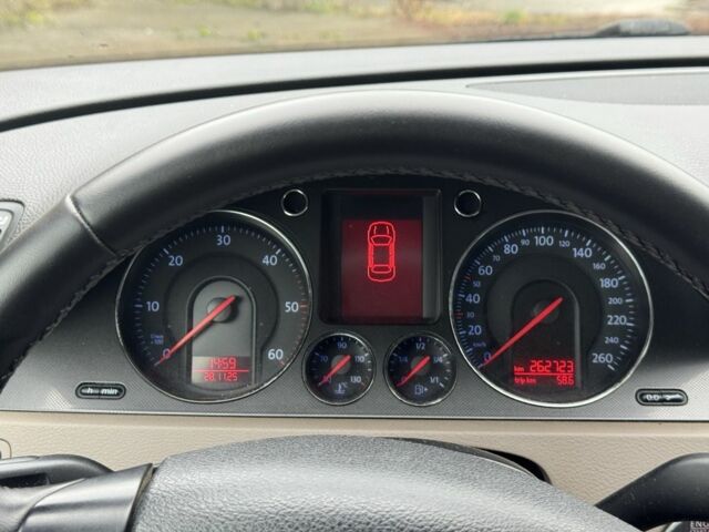 Коричневий Фольксваген Пассат Варіант, об'ємом двигуна 2 л та пробігом 262 тис. км за 5699 $, фото 19 на Automoto.ua