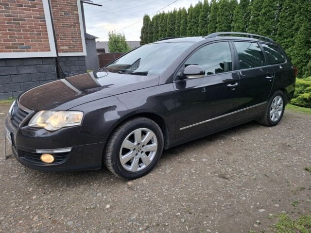 Коричневый Фольксваген Пассат Вариант, объемом двигателя 2 л и пробегом 257 тыс. км за 6999 $, фото 2 на Automoto.ua