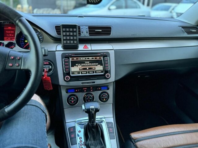 Коричневий Фольксваген Пассат Варіант, об'ємом двигуна 2 л та пробігом 320 тис. км за 9500 $, фото 3 на Automoto.ua