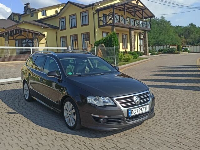 Коричневый Фольксваген Пассат Вариант, объемом двигателя 2 л и пробегом 330 тыс. км за 6999 $, фото 2 на Automoto.ua