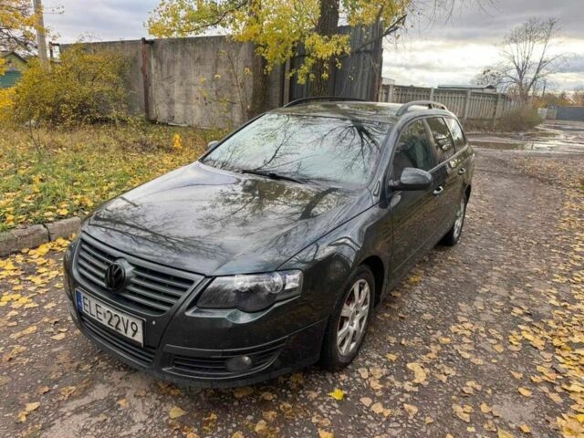 Коричневый Фольксваген Пассат Вариант, объемом двигателя 2 л и пробегом 300 тыс. км за 3100 $, фото 5 на Automoto.ua