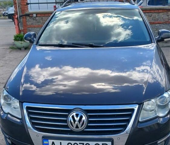 Фольксваген Пассат Вариант 2008 в Белой Церкве на Automoto.ua Коричневый Фольксваген Пассат Вариант, объемом двигателя 2 л и пробегом 300 тыс. км за 5700 $, фото 1 на Automoto.ua