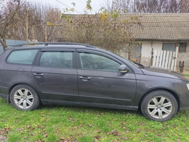 Коричневий Фольксваген Пассат Варіант, об'ємом двигуна 1.6 л та пробігом 181 тис. км за 7900 $, фото 2 на Automoto.ua