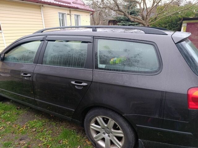 Коричневий Фольксваген Пассат Варіант, об'ємом двигуна 1.6 л та пробігом 181 тис. км за 7900 $, фото 3 на Automoto.ua