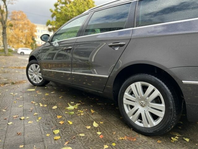 Фольксваген Пассат Вариант 2009 в Ровно на Automoto.ua Коричневый Фольксваген Пассат Вариант, объемом двигателя 1.9 л и пробегом 250 тыс. км за 5650 $, фото 7 на Automoto.ua