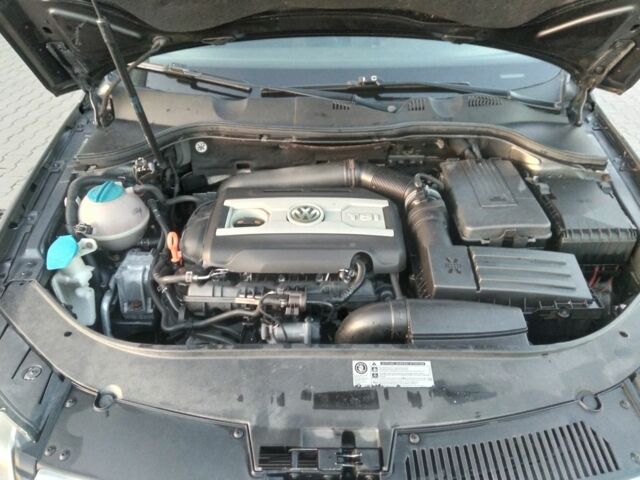 Коричневый Фольксваген Пассат Вариант, объемом двигателя 1.8 л и пробегом 216 тыс. км за 5600 $, фото 4 на Automoto.ua