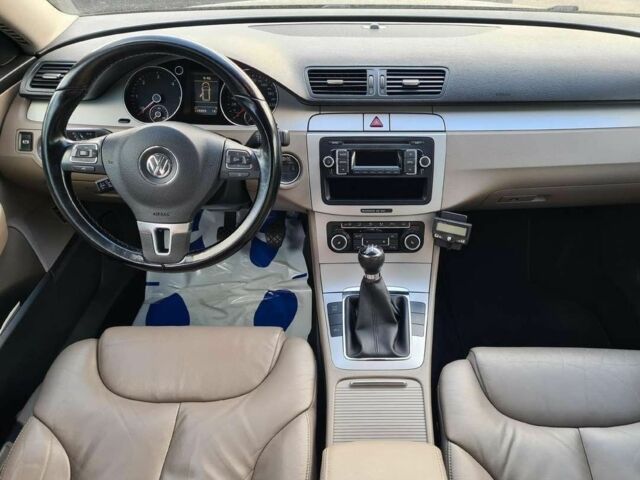 Коричневий Фольксваген Пассат Варіант, об'ємом двигуна 2 л та пробігом 201 тис. км за 2084 $, фото 8 на Automoto.ua