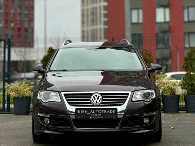 Коричневый Фольксваген Пассат Вариант, объемом двигателя 2 л и пробегом 240 тыс. км за 6300 $, фото 1 на Automoto.ua