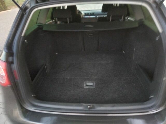 Коричневый Фольксваген Пассат Вариант, объемом двигателя 1.8 л и пробегом 216 тыс. км за 5600 $, фото 7 на Automoto.ua