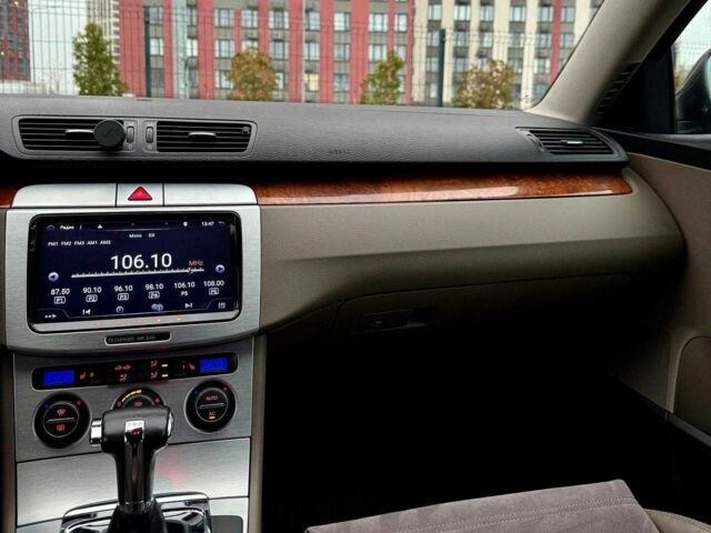 Коричневый Фольксваген Пассат Вариант, объемом двигателя 2 л и пробегом 240 тыс. км за 6300 $, фото 16 на Automoto.ua