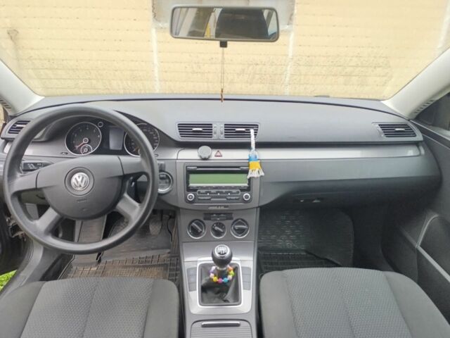 Коричневий Фольксваген Пассат Варіант, об'ємом двигуна 1.6 л та пробігом 181 тис. км за 7900 $, фото 5 на Automoto.ua