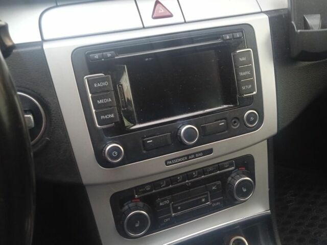 Коричневий Фольксваген Пассат Варіант, об'ємом двигуна 2 л та пробігом 257 тис. км за 7750 $, фото 2 на Automoto.ua