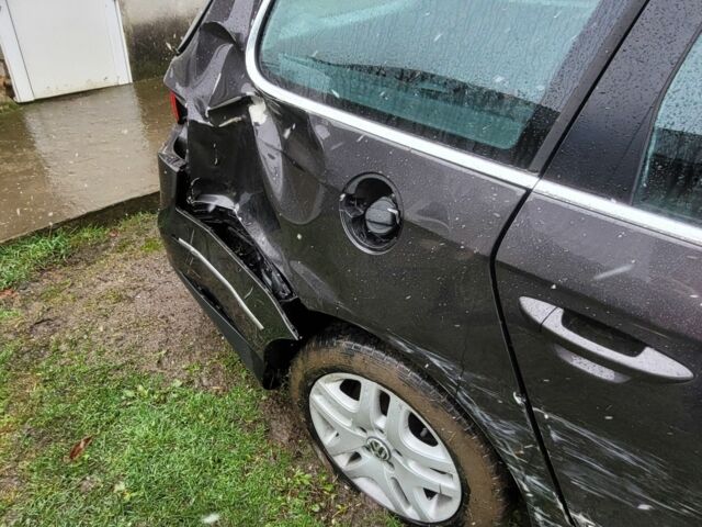 Коричневый Фольксваген Пассат Вариант, объемом двигателя 0 л и пробегом 205 тыс. км за 4600 $, фото 5 на Automoto.ua