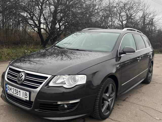 Коричневый Фольксваген Пассат Вариант, объемом двигателя 1.8 л и пробегом 229 тыс. км за 7200 $, фото 3 на Automoto.ua