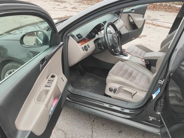 Коричневый Фольксваген Пассат Вариант, объемом двигателя 0 л и пробегом 217 тыс. км за 8799 $, фото 2 на Automoto.ua