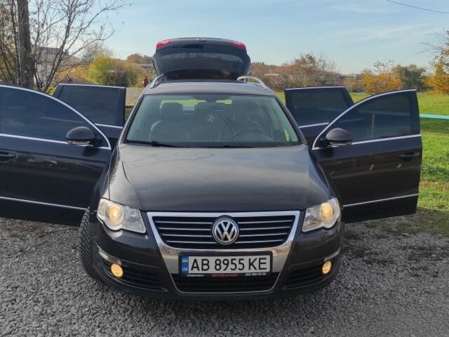 Коричневий Фольксваген Пассат Варіант, об'ємом двигуна 1.8 л та пробігом 240 тис. км за 6750 $, фото 1 на Automoto.ua