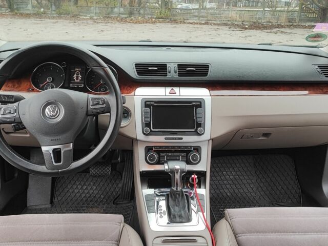 Коричневый Фольксваген Пассат Вариант, объемом двигателя 0 л и пробегом 217 тыс. км за 8799 $, фото 1 на Automoto.ua