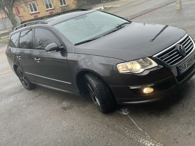 Коричневый Фольксваген Пассат Вариант, объемом двигателя 1.6 л и пробегом 288 тыс. км за 6850 $, фото 4 на Automoto.ua