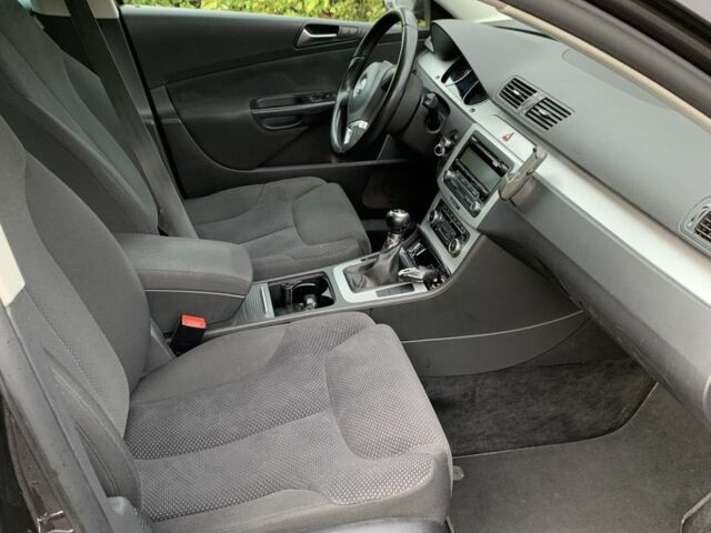 Коричневый Фольксваген Пассат Вариант, объемом двигателя 1.6 л и пробегом 235 тыс. км за 7300 $, фото 14 на Automoto.ua