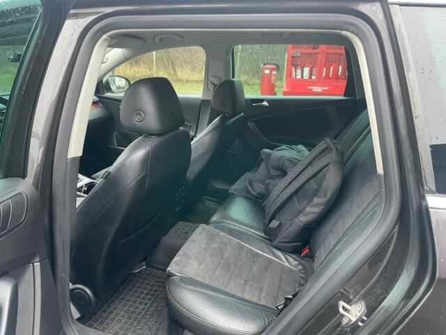 Коричневий Фольксваген Пассат Варіант, об'ємом двигуна 2 л та пробігом 156 тис. км за 6950 $, фото 15 на Automoto.ua