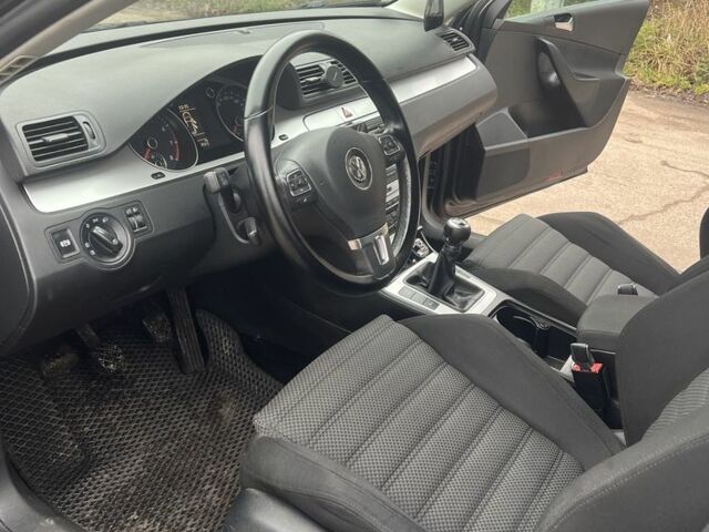 Коричневый Фольксваген Пассат Вариант, объемом двигателя 1.8 л и пробегом 229 тыс. км за 7200 $, фото 14 на Automoto.ua