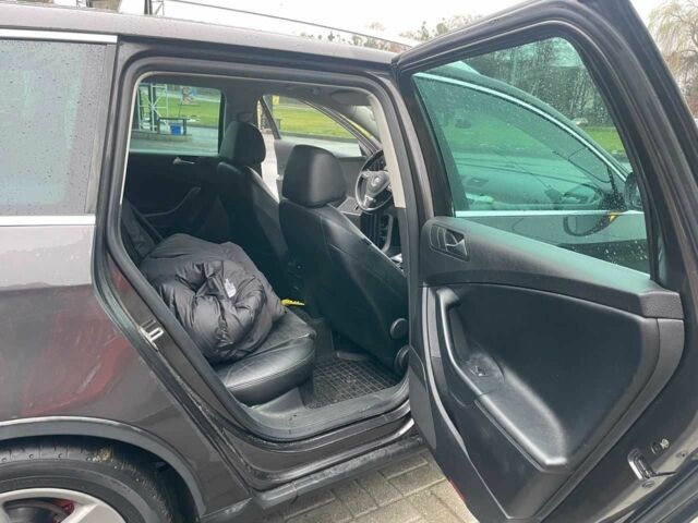 Коричневий Фольксваген Пассат Варіант, об'ємом двигуна 2 л та пробігом 156 тис. км за 6950 $, фото 17 на Automoto.ua