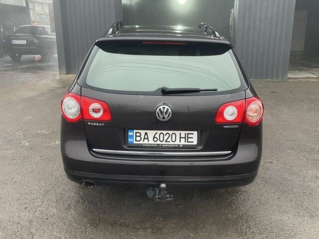 Коричневый Фольксваген Пассат Вариант, объемом двигателя 1.6 л и пробегом 288 тыс. км за 6850 $, фото 3 на Automoto.ua