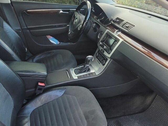 Фольксваген Пассат Вариант 2011 в Верхнеднепровске на Automoto.ua Коричневый Фольксваген Пассат Вариант, объемом двигателя 2 л и пробегом 305 тыс. км за 8800 $, фото 6 на Automoto.ua