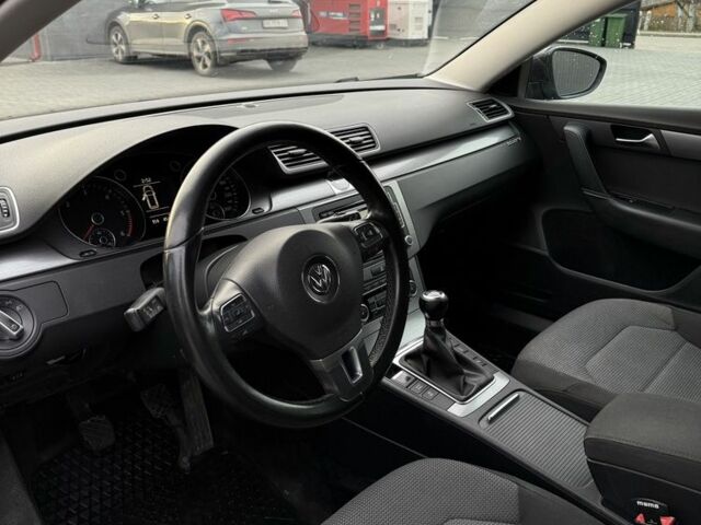 Коричневий Фольксваген Пассат Варіант, об'ємом двигуна 1.6 л та пробігом 216 тис. км за 9200 $, фото 6 на Automoto.ua