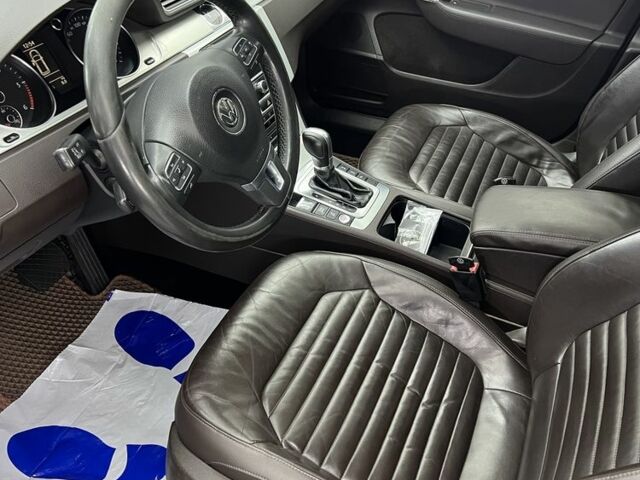 Коричневый Фольксваген Пассат Вариант, объемом двигателя 2 л и пробегом 310 тыс. км за 9600 $, фото 2 на Automoto.ua