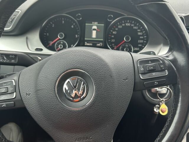 Коричневый Фольксваген Пассат Вариант, объемом двигателя 2 л и пробегом 298 тыс. км за 10600 $, фото 2 на Automoto.ua