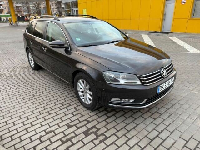 Коричневий Фольксваген Пассат Варіант, об'ємом двигуна 1.6 л та пробігом 278 тис. км за 8500 $, фото 1 на Automoto.ua