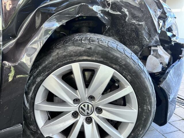 Коричневый Фольксваген Пассат Вариант, объемом двигателя 1.6 л и пробегом 301 тыс. км за 5500 $, фото 5 на Automoto.ua