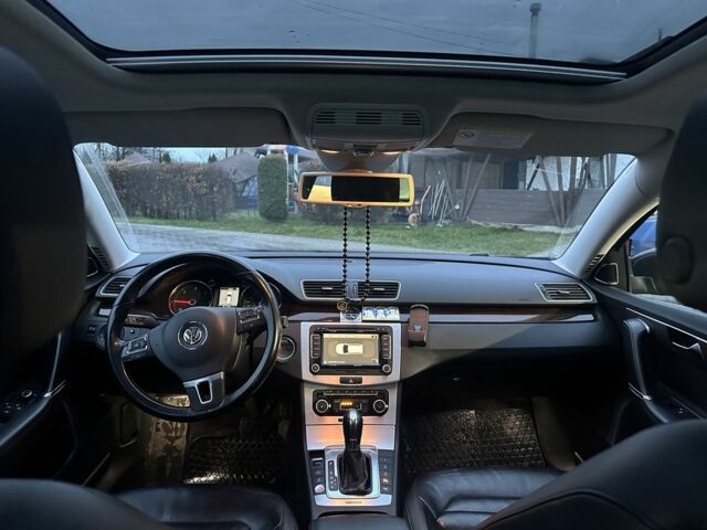 Коричневий Фольксваген Пассат Варіант, об'ємом двигуна 2 л та пробігом 246 тис. км за 12800 $, фото 4 на Automoto.ua