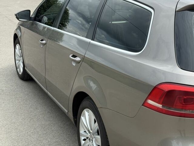 Коричневый Фольксваген Пассат Вариант, объемом двигателя 2 л и пробегом 275 тыс. км за 8000 $, фото 9 на Automoto.ua