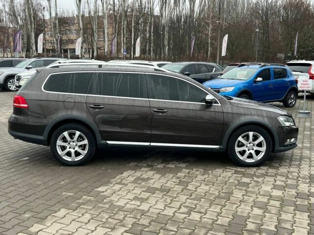 Коричневый Фольксваген Пассат Вариант, объемом двигателя 2 л и пробегом 397 тыс. км за 12500 $, фото 7 на Automoto.ua